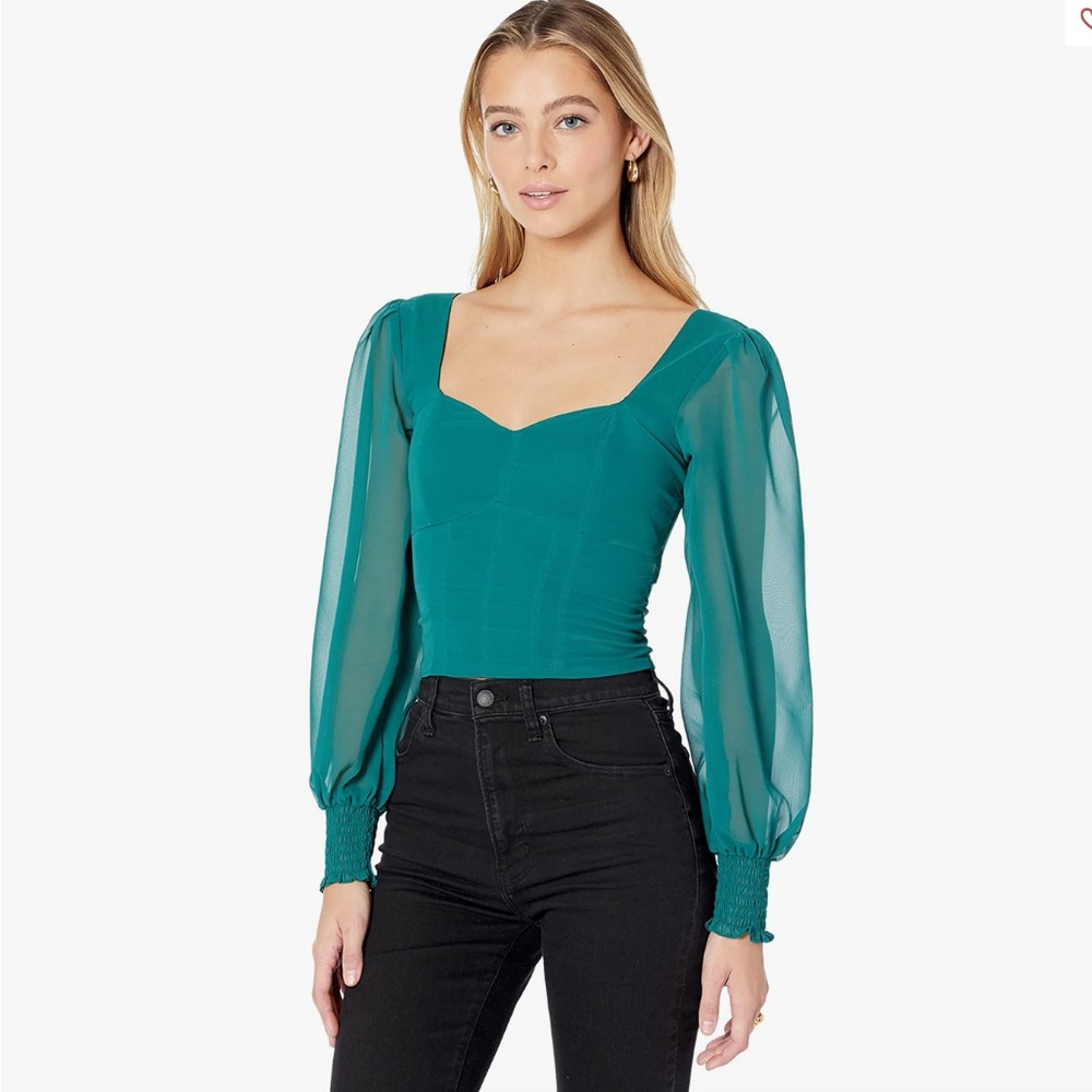 Long Sleeve Sweatheart Puff Sleeve Top